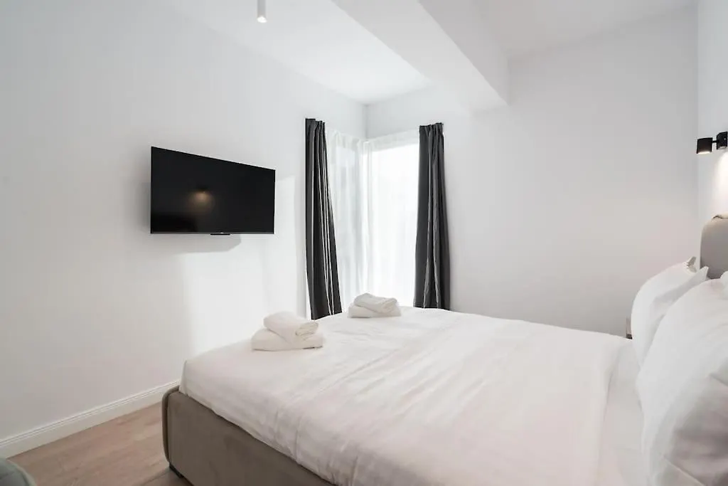 The Pinky Promise Loft Pipera Apartment Voluntari